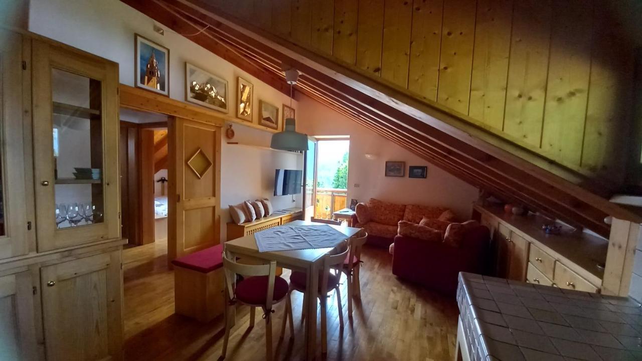 Deliziosa Mansarda Con Vista Dolomiti Leilighet San Vito di Cadore Eksteriør bilde